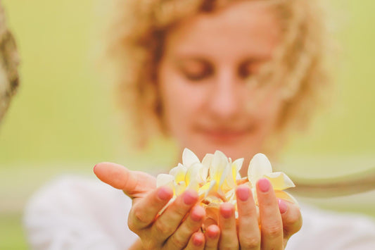 Navigate Menopause with Grace: How Korean Ginseng Can Alleviate Symptoms & Restore Balance